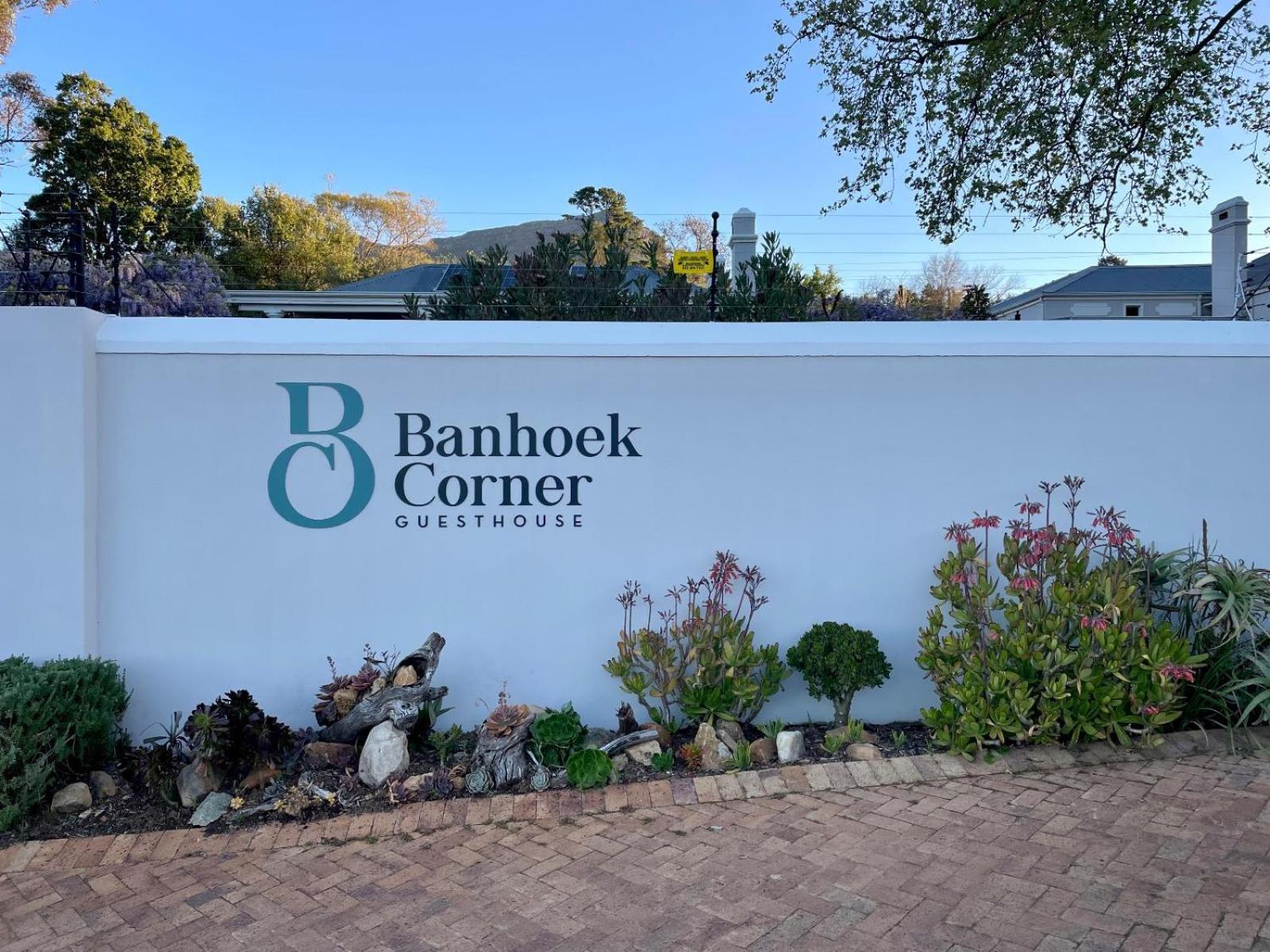 Banhoek Corner Guesthouse Stellenbosch Exterior photo